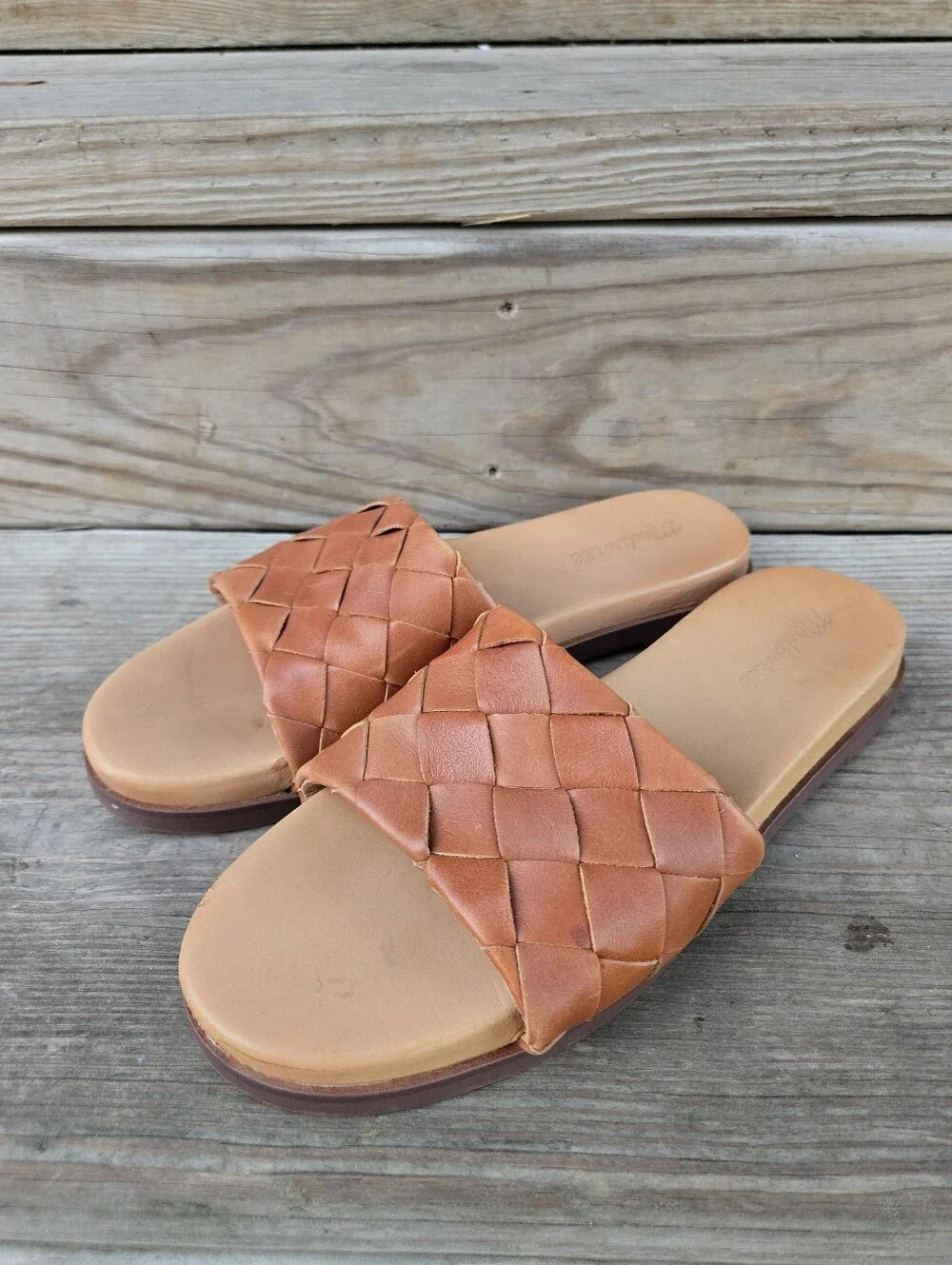 Madewell cognac slip on leather sandals size 9 in great condition